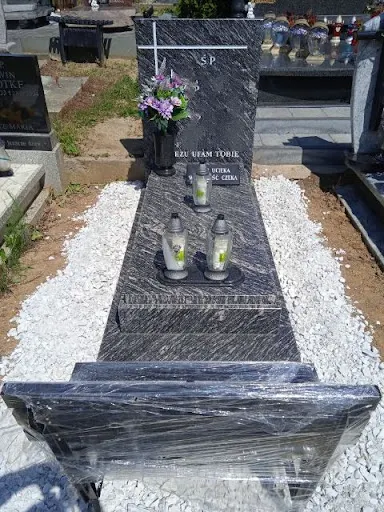 GRAMAR Kamieniarstwo budowlane nagrobki parapety blaty schody Gdynia Gdańsk Pomorskie